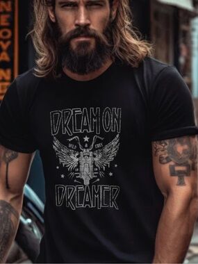 Black Dream On Wild & Free Dreamer T-Shirt 🔥 - Size Small - Unisex